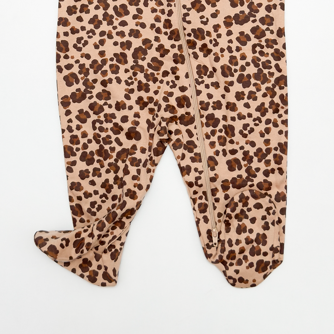 ANIMAL PRINTED ZIPPER SLEEPSUIT