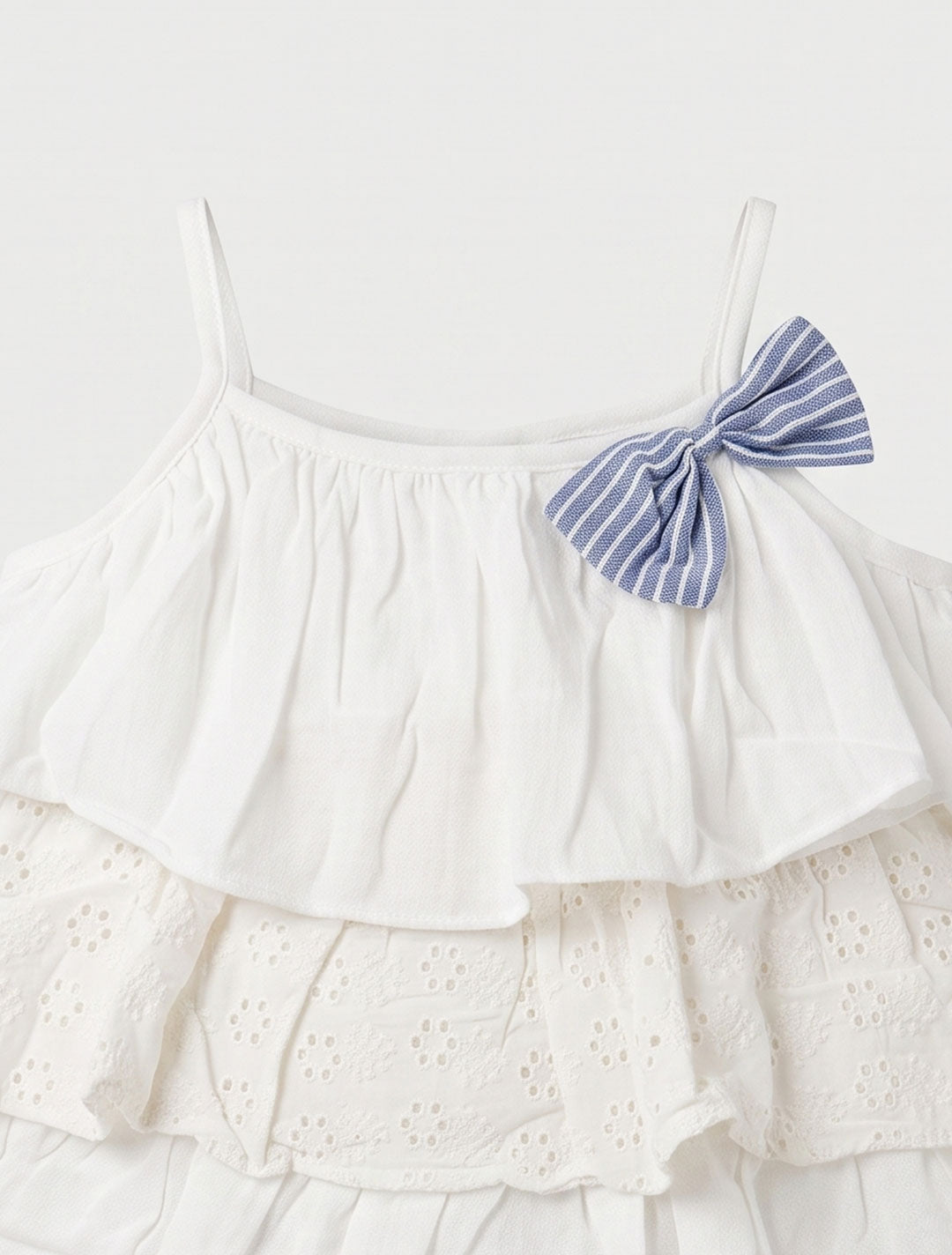 White hakkoba top with blue striped shorts set
