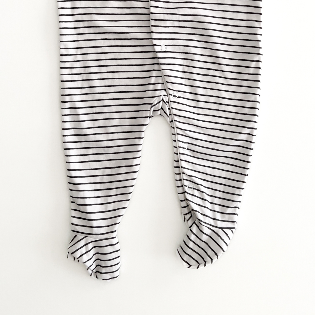 HAPPY BLACK STRIPED SLEEPSUIT
