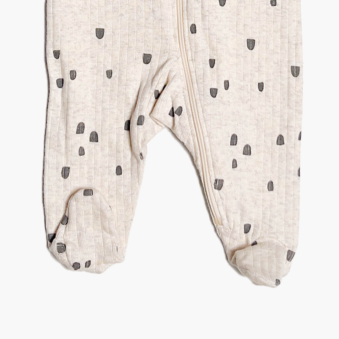 BEIGE BLACK PATTERNED ZIPPER SLEEPSUIT