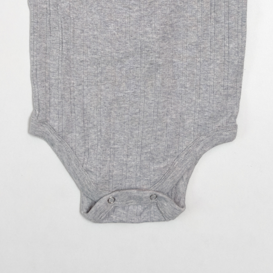 GREY RIBBED ONESIE