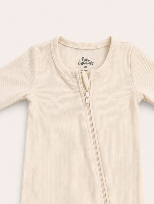 Off white ribbed zipper sleepsuit