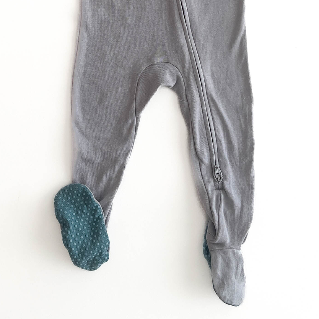 GREY SLIM FIT SLEEPSUIT