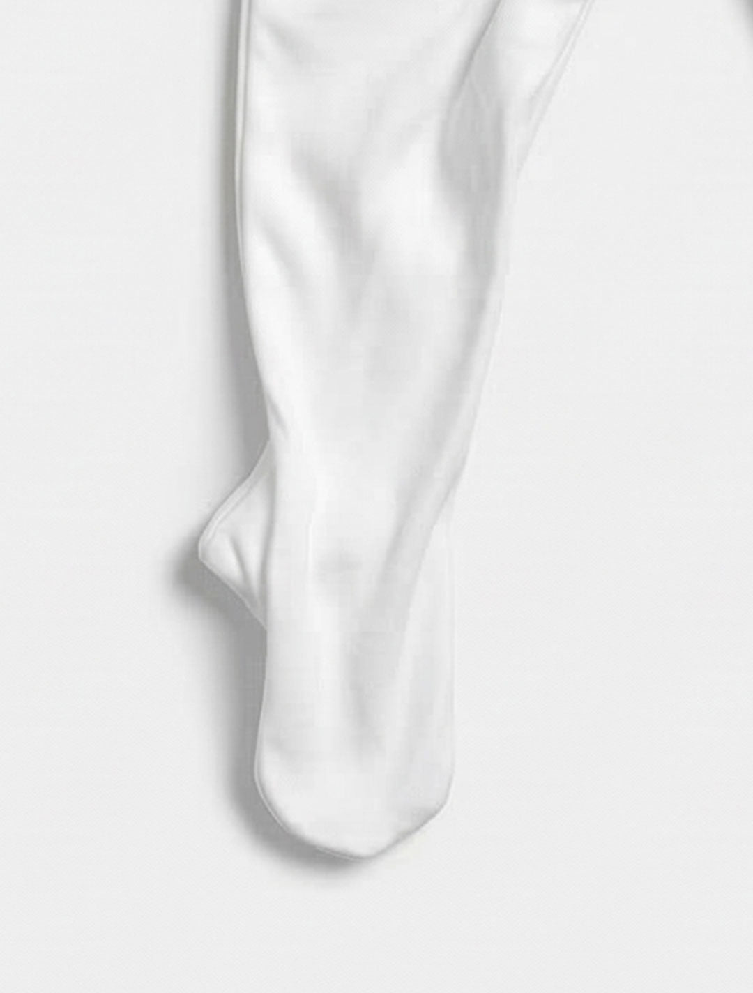 WHITE BUTTON TYPE SLEEPSUIT