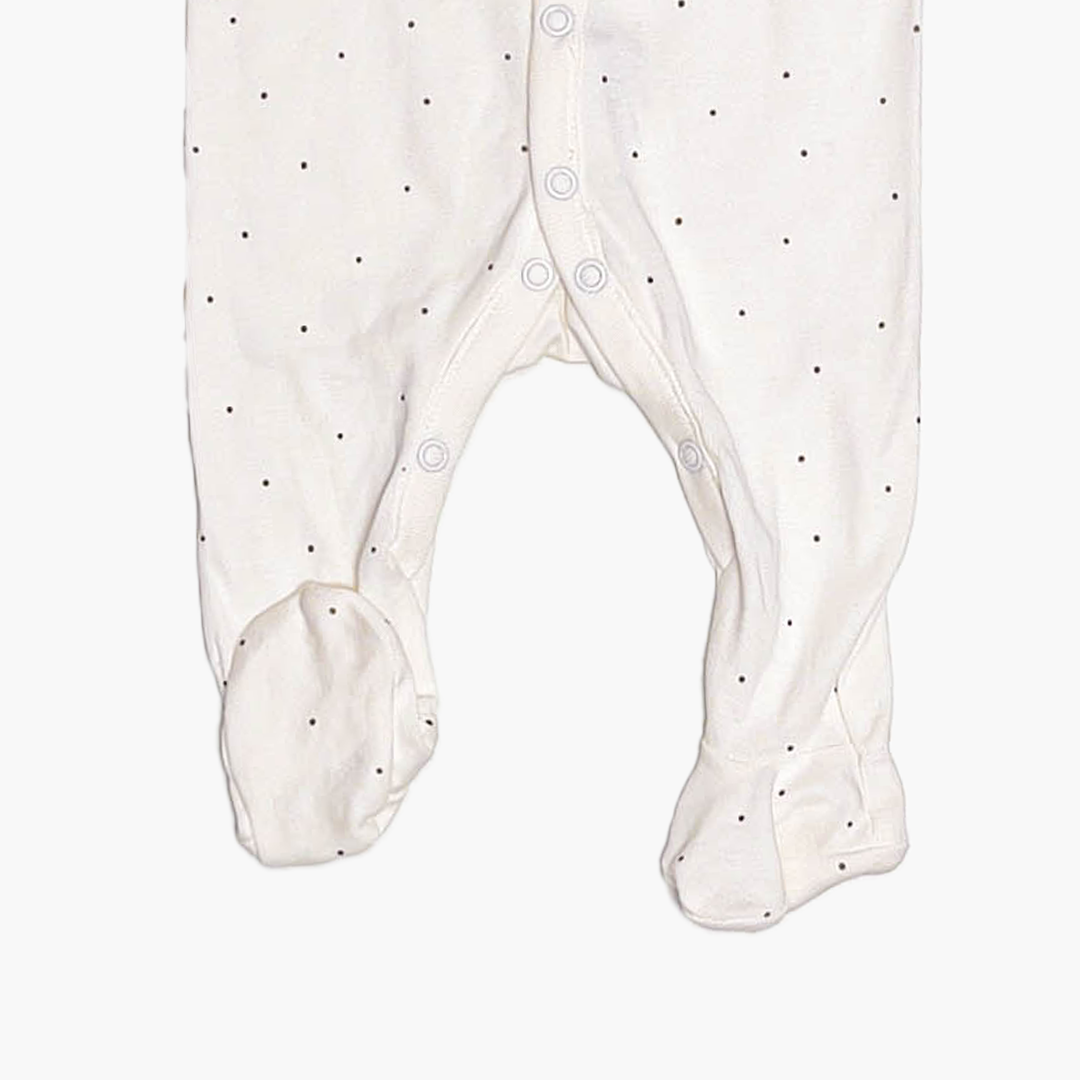 WHITE DOTTED SLEEPSUIT