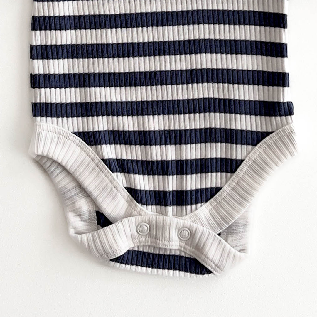 WHITE AND NAVY BLUE STRIPES RIBBED ONESIE