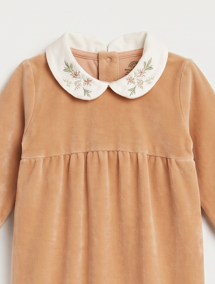 Velvet peter collar sleepsuit