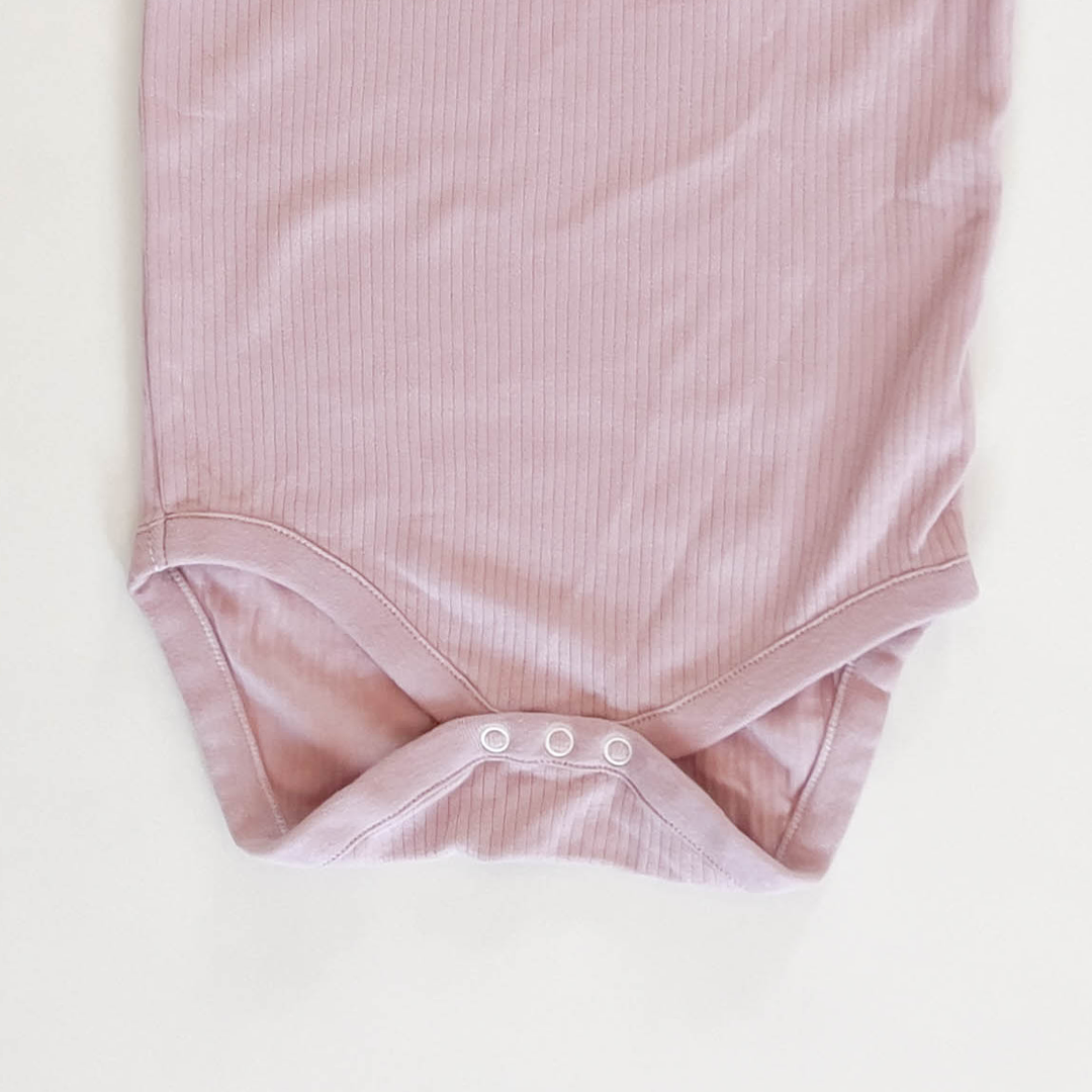 DUSTY PURPLE RIBBED ONESIE