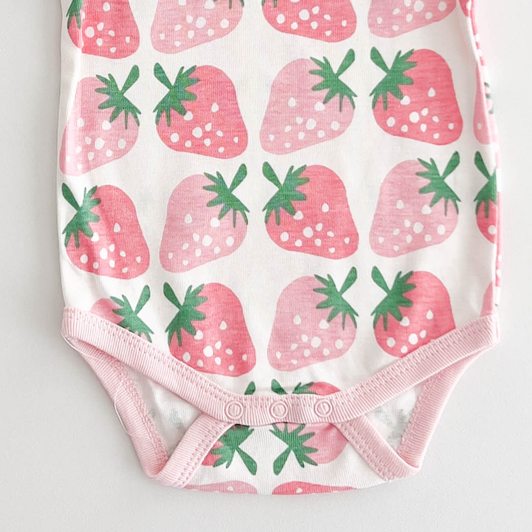 PINK STRAWBERRY PATTERNED ONESIE