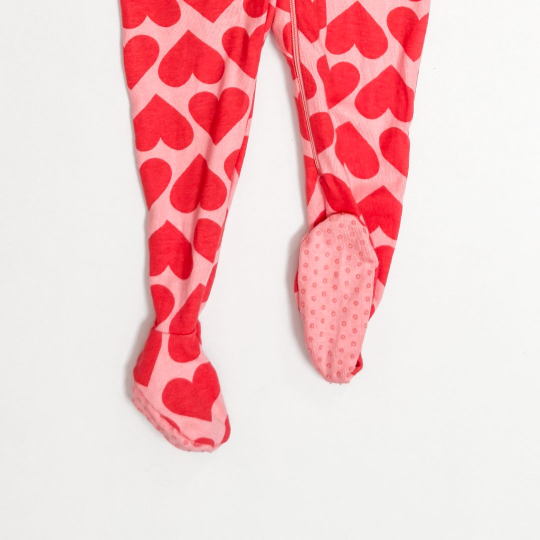 RED LOVE ZIPPER SLIM FITTED SLEEPSUIT