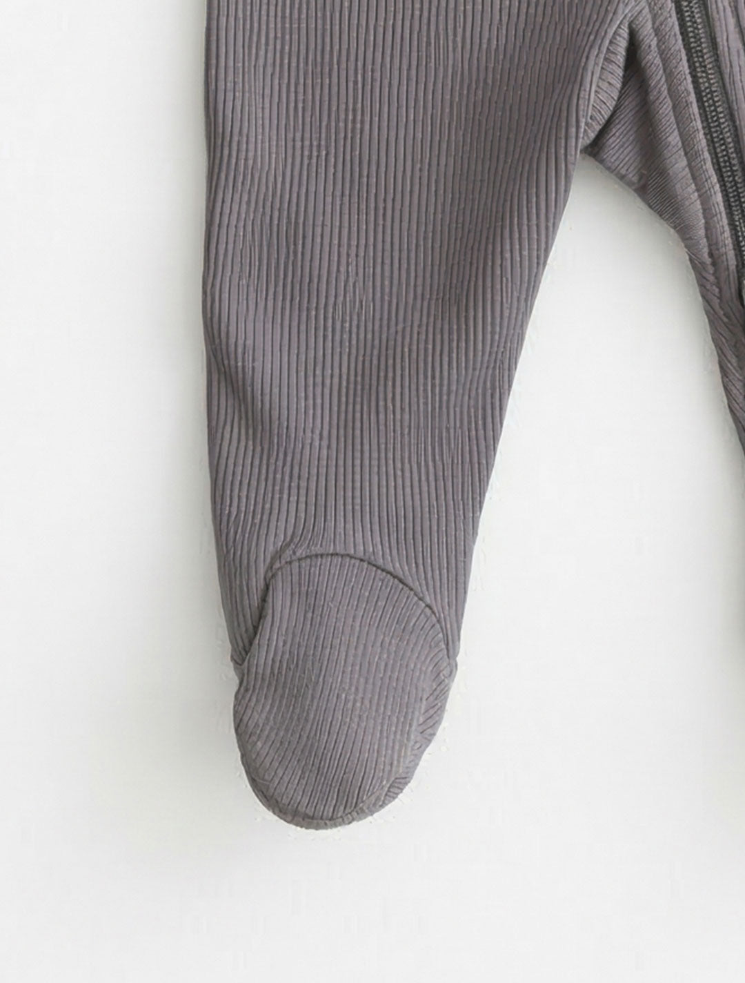 GREY RIBBED SLEEPSUIT