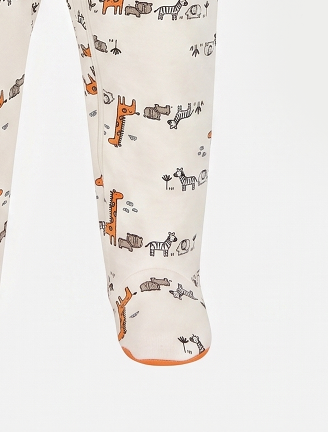 ORANGE GIRAFFE PRINTED ZIPPER SLEEPSUIT