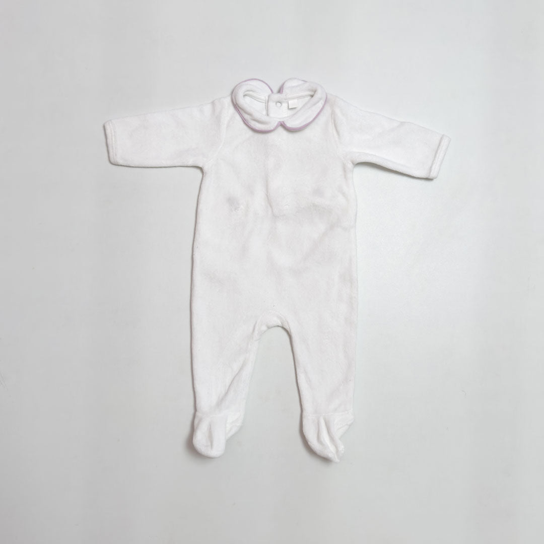 WHITE VELVET SLEEPSUIT