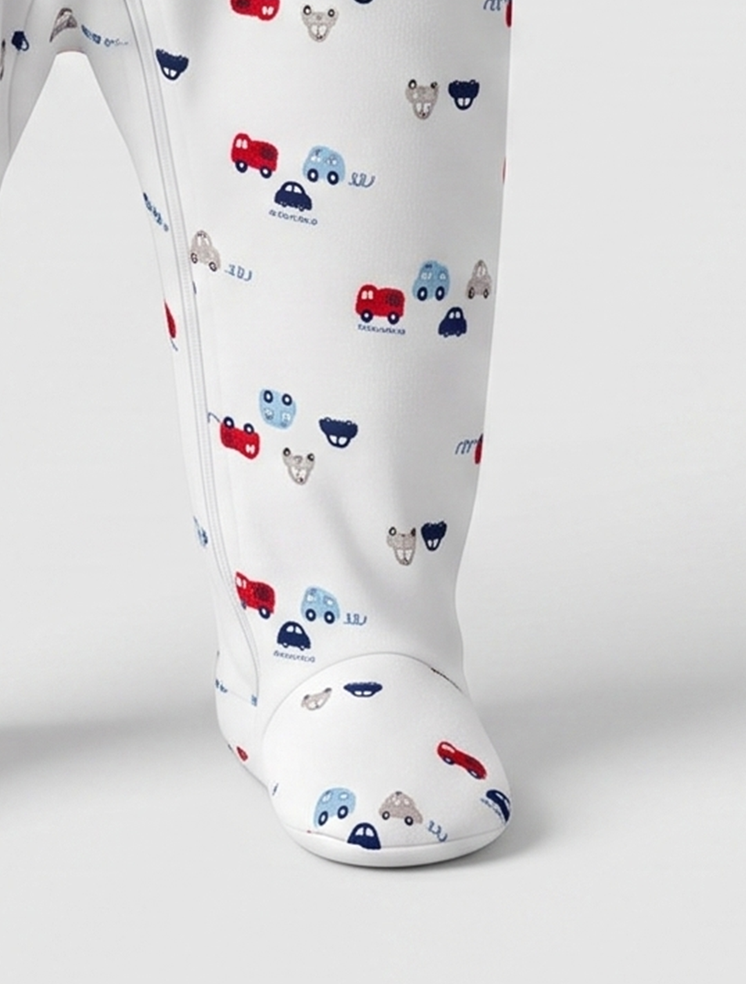 White printed zipper sleepsuit