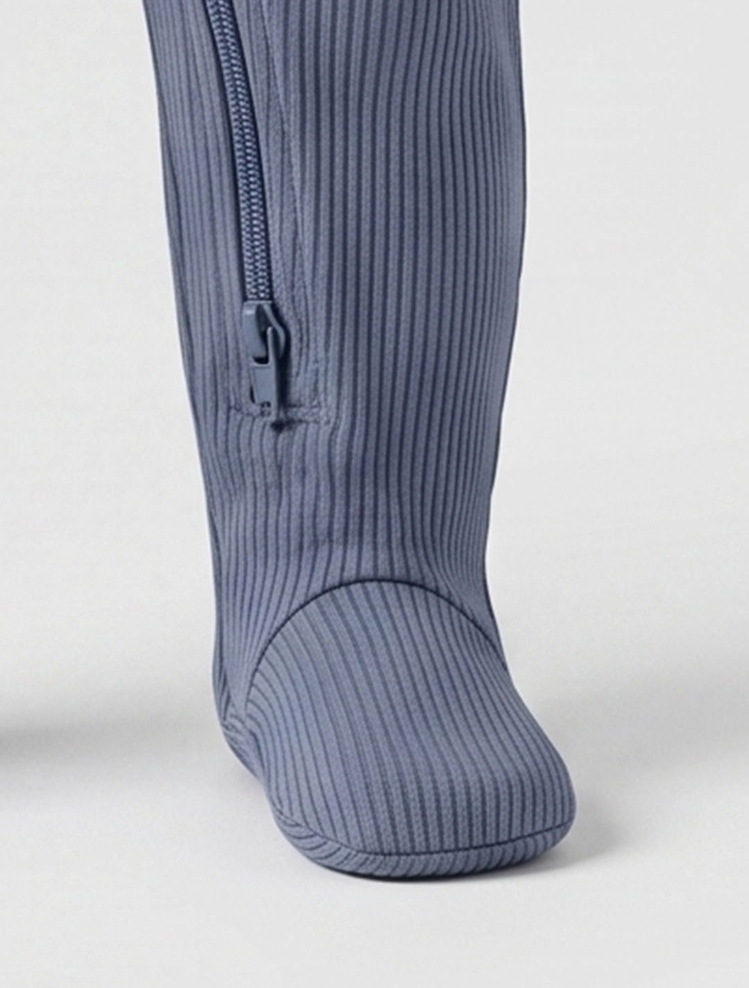 Blue ribbed zipper sleepsuit