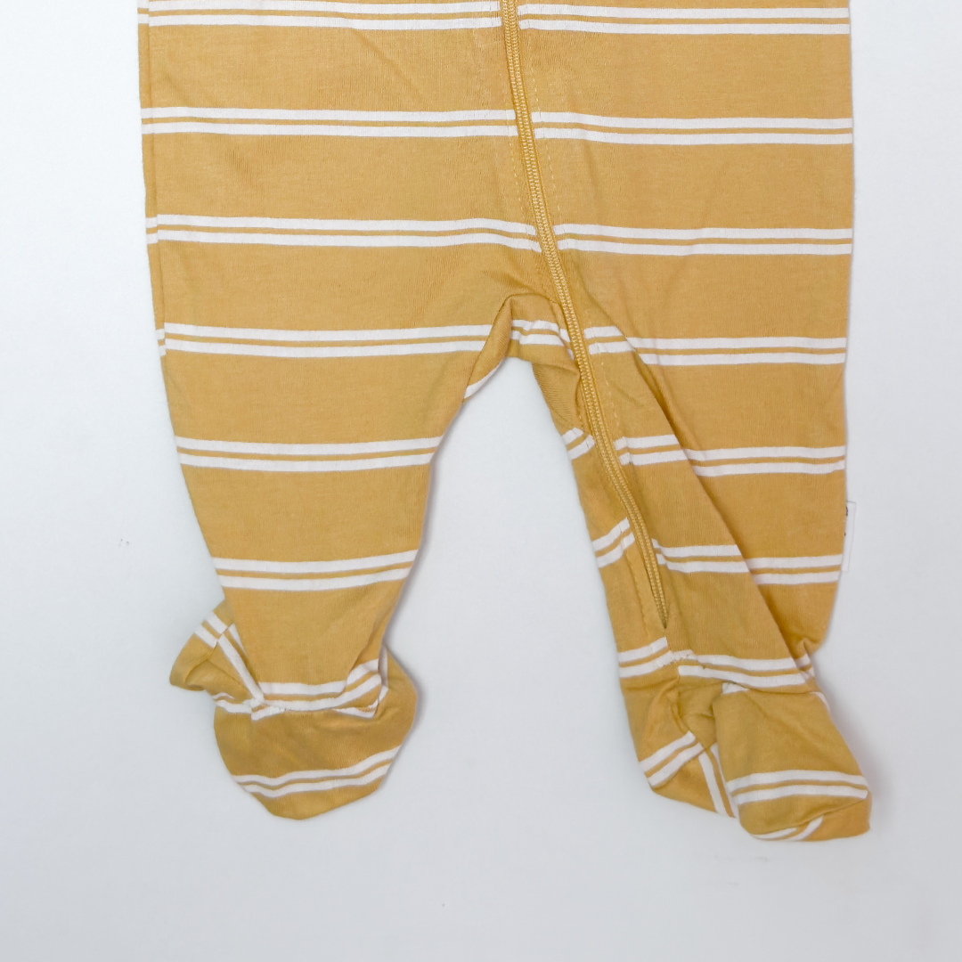 YELLOW STRIPED ZIPPER SLEEPSUIT