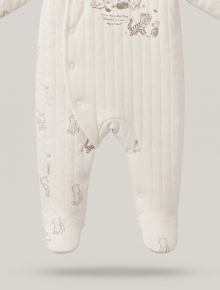Winne the phoo quilted sleepsuit