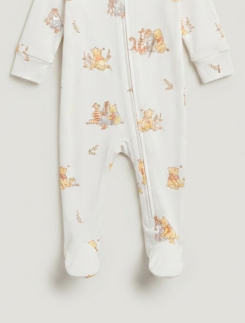 Pooh printed zipper sleepsuit