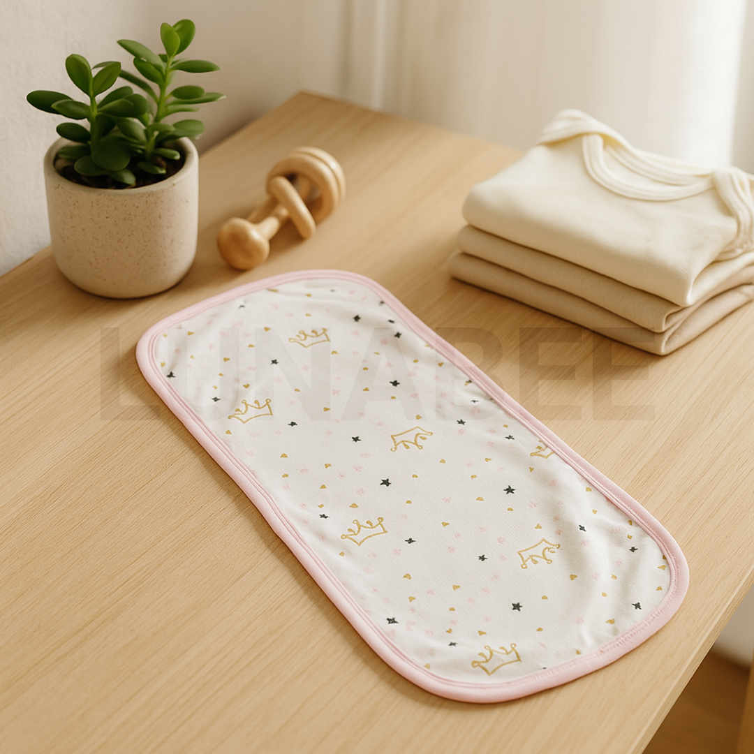 WHITE PRINTED BURP CLOTH